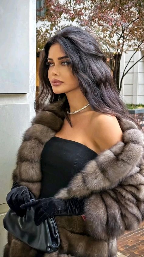 Hot Girls In Fur Coats - 2